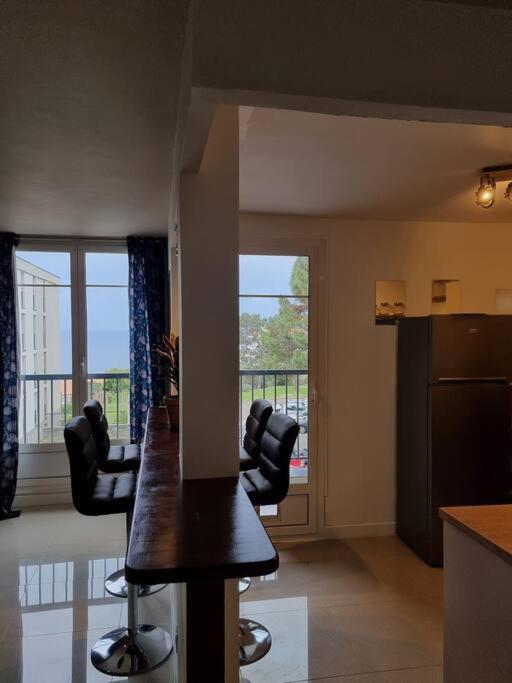 Appartement Vue Mer Avec Parking Gratuit Sur Place Bastia  Bagian luar foto